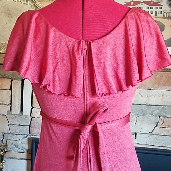Vintage 80's formal Raspberry Burgundy Polyester gown dress - Picture 4 of 7